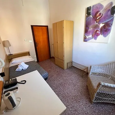 Aurora 3*