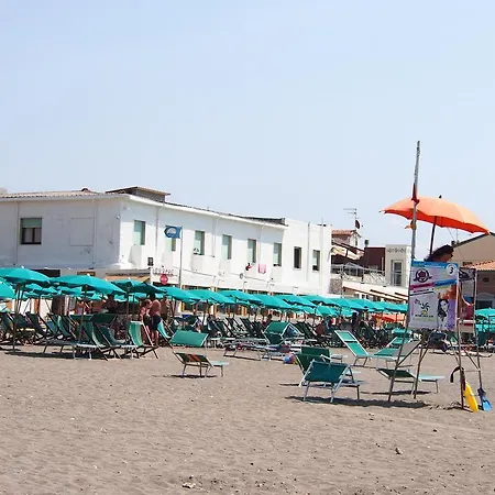 Aurora Hotel 3*