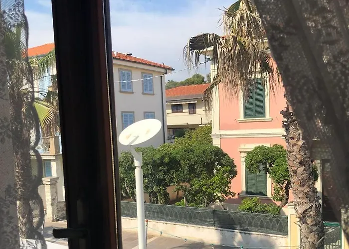 Aurora 酒店 切齐纳的码头