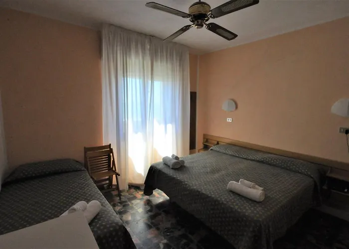 酒店 Aurora 切齐纳的码头