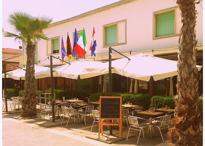 Aurora 3* 切齐纳的码头