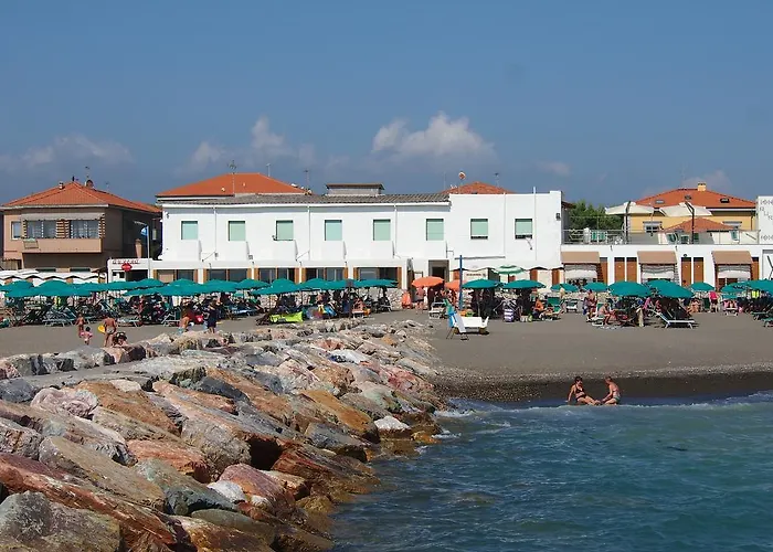 Aurora 3* 切齐纳的码头