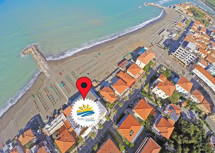 Aurora 3* 切齐纳的码头